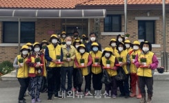 음성군 소이면 갑산2리 노인회, 어버이날 맞이 선물 전달