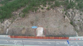 경주시, 2년간 방치된 알천북로 붕괴사면 보강사업 개시...7월 우기 전 마무리