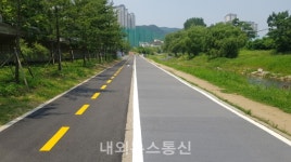 용인시 수지구, 동막천 하천 산책로 560M 구간 폭 5.5M로 확장