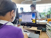 신안군, 민원창구 양방향 마이크 설치