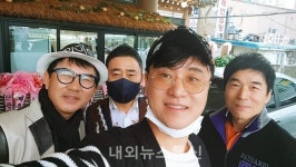 황기순이 선보인 탐라명가에 연예인들 북적