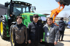 화제의 대리점 - 존디어 농기계 수리 전문대리점