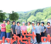 뜨개질로 한땀한땀 사람을 엮고 삶을 잇다