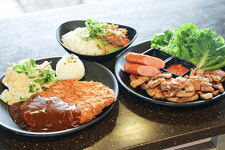 물놀이 인파에 도드람 한돈바비큐 인기도 업