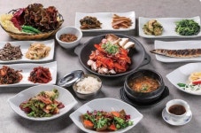 더덕으로 건강한 봄의 맛 전하다