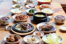 정겨움과 풍요로움이 느끼지는 향토밥상