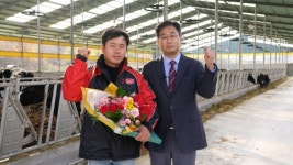 로봇착유기 보급으로 스마트축산 이끈다