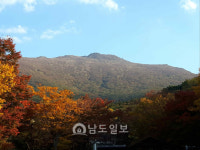 무등산 올해 첫 단풍