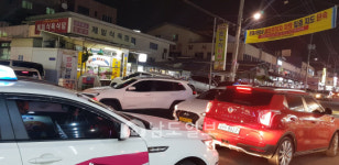 북구 운암시장, 매일 되풀이 되는 교통대란