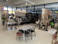 개장 2개월만에 빛바랜 청춘 in 상리단길