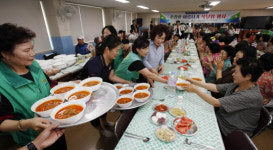 북구 중흥2동, 어르신 복달임 행사