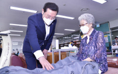 이용섭 광주시장, 빛고을노인건강타운 방문