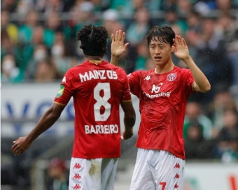 이재성 시즌 2호골 마인츠 브레멘에 2-0 승
