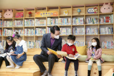 신안군, 증도 작은도서관 재개관식