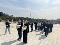 영호남 청년 화합의 첫걸음…5·18 민주 묘지 참배
