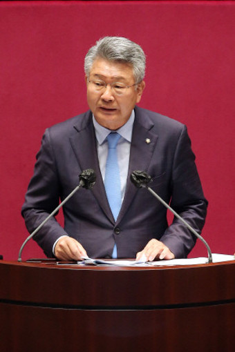 김회재 의원, '돈봉투 명단, 일간지 보도' 검찰에 고소