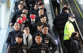 한동훈 국민의힘 비대위원장 '민주당 텃밭' 광주행에 경찰 밀착경호…'이재명 피습' 여파