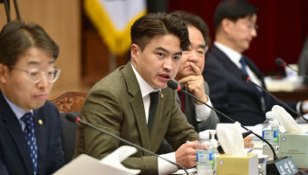 오영환 의원, 더불어민주당 탈당 