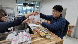 [현장속으로]든든하게 챙겨 먹고 밥심으로 일합니다