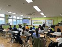 5·18기록관, 독서프로그램 모두의 오월 운영