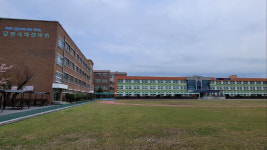 광양여중의 새 이름 찾아주세요