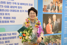 민주당 175석·국민의힘 108석…범야권 192석 압승(종합)