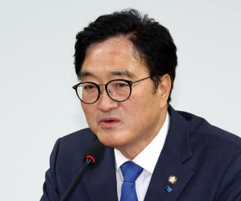 민주당 우원식 국회의장 후보, 탈당 행렬에 