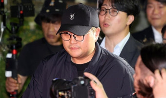 경찰, '음주 뺑소니' 혐의 가수 김호중 구속영장 신청
