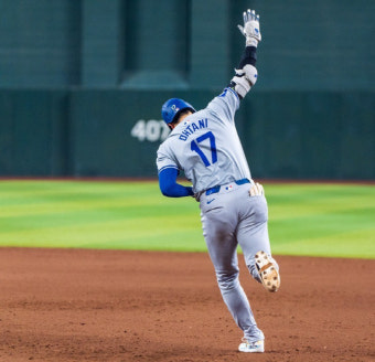 오타니, MLB 애리조나 상대로 43홈런-43도루 작성
