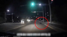 퇴근하던 경찰, 도로에  쓰러진 행인 구해