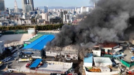 남구 야음동 실내배드민턴장에서 불