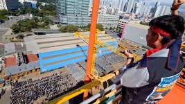 무기한 총파업 HD현대중 노조‥ 2일째 고공농성