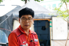 천막농성 벌이는 택시노동자