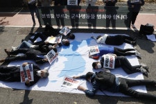 어느 때보다 전쟁 가깝게 느껴져 계속되는 군사훈련에 커져가는 우려와 규탄