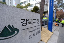 버티면 포기하겠지? 크나큰 오산 강북구도시관리공단 파업 81일, 답없는 이순희 구청장