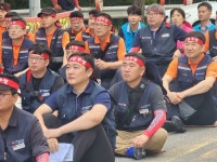 KCC 노동자들, 8월 13일 총파업 돌입 위한 공동선전전 진행
