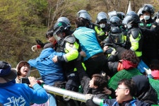 성주성지 진밭교…사드 뽑고 평화 심는 길목 되길
