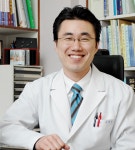 두피 가려움증 비듬 등 지루성두피염, 원인 해결 치료가 우선