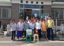 (정읍시청) 상교동주민센터․상교동지역사회보장협의체, 경로당 안전용품 등 전달