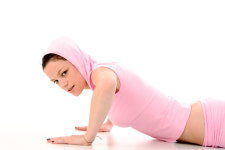 [다이어트 운동] 칼로리 소모 대박 BEST 5는?…크로스핏·폴댄스·줌바·플라잉요가·스피닝 다이어트 효과 눈길