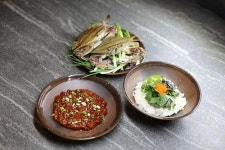 원조 꼬막비빔밥 자갈치식당 신메뉴 꽃게살 비빔밥으로 외식업계 인기몰이