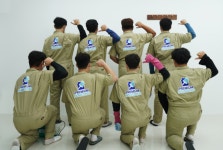 회사 키보드 대신 빗자루 집어든 청년들 홈클리닝 기업 홈딩 법인 설립