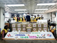 포천시 선단사랑봉사회, 설 앞두고 사랑담은 명절음식 꾸러미 전달