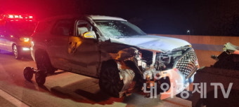 대구광주고속도로 화물차, SUV 등, 차량 4대 연쇄 추돌......2명 사망, 3명 부상