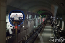 [속보] 4호선 당고개역서 30분간 지하철 운행 지연