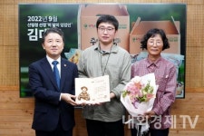 산림청 9월의 임업인 충남 부여 유기농 밤 김대중 청년임업인 선정