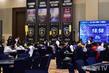 [포토] 치열한 두뇌싸움 펼치는 스포츠 홀덤