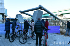 도림보도육교, 꺼짐 현상 발생해 전면 통제