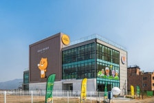 카카오프렌즈 골프 아지트 in 하남, 개점 100일 만에 명소로 각광