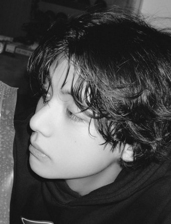 BTS 뷔 '슬로 댄싱', 美 빌보드 핫100 진입
